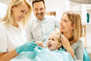 choosing the right family dentist tips for your family’s oral health